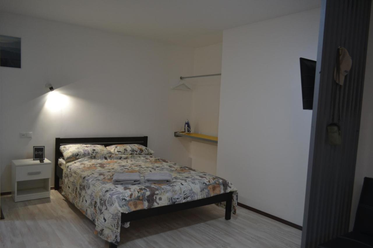 Smart Apartment เตอร์โนปิล ภายนอก รูปภาพ